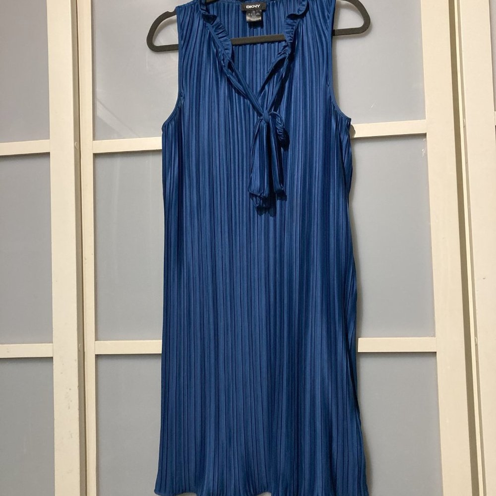DKNY Pleated Dress, with Neck Tie (size 10)
